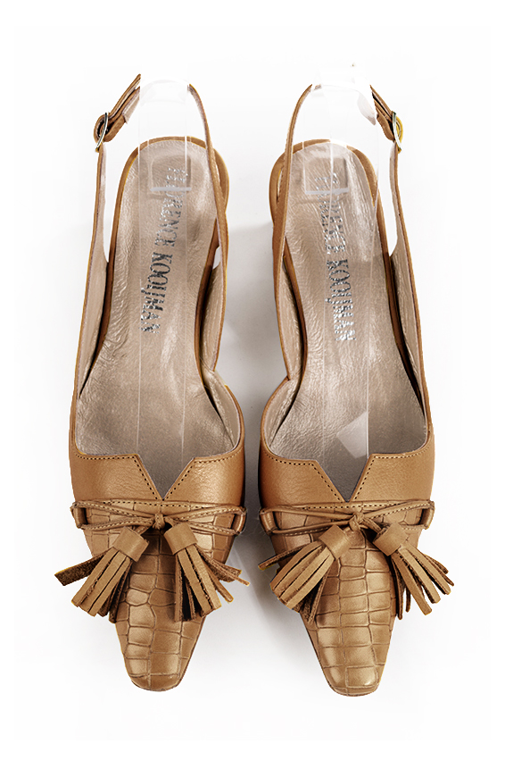 Camel beige women's open back shoes, with a knot. Tapered toe. Low kitten heels. Top view - Florence KOOIJMAN